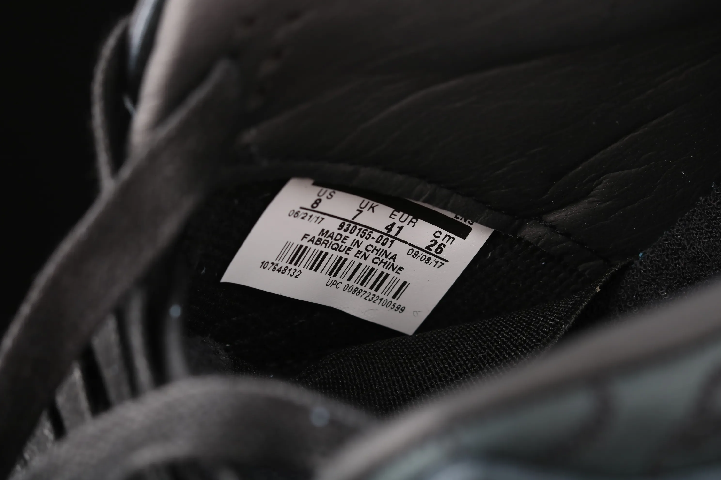 All categories Air Jordan Jordan series basketball shoes Air Jordan 4 Pure original Kaws x Air Jordan 4 Black AJ4 black suede luminous limited edition 930155-001
